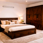 Ubyld Pinecrest Bedroom Set