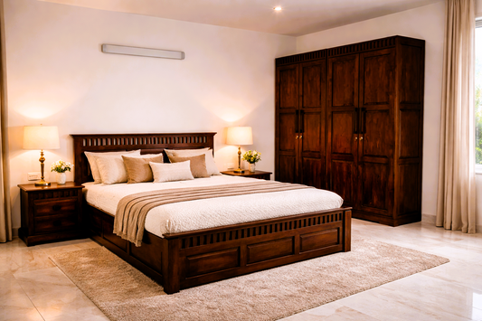 Ubyld Pinecrest Bedroom Set